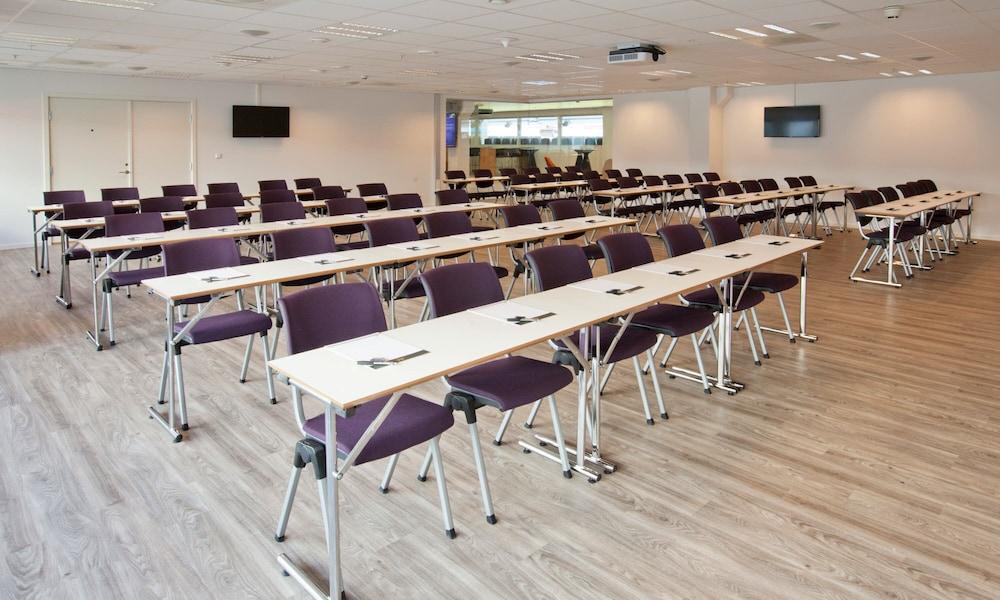 Thon Partner Hotel Ullevaal Stadion Осло Экстерьер фото