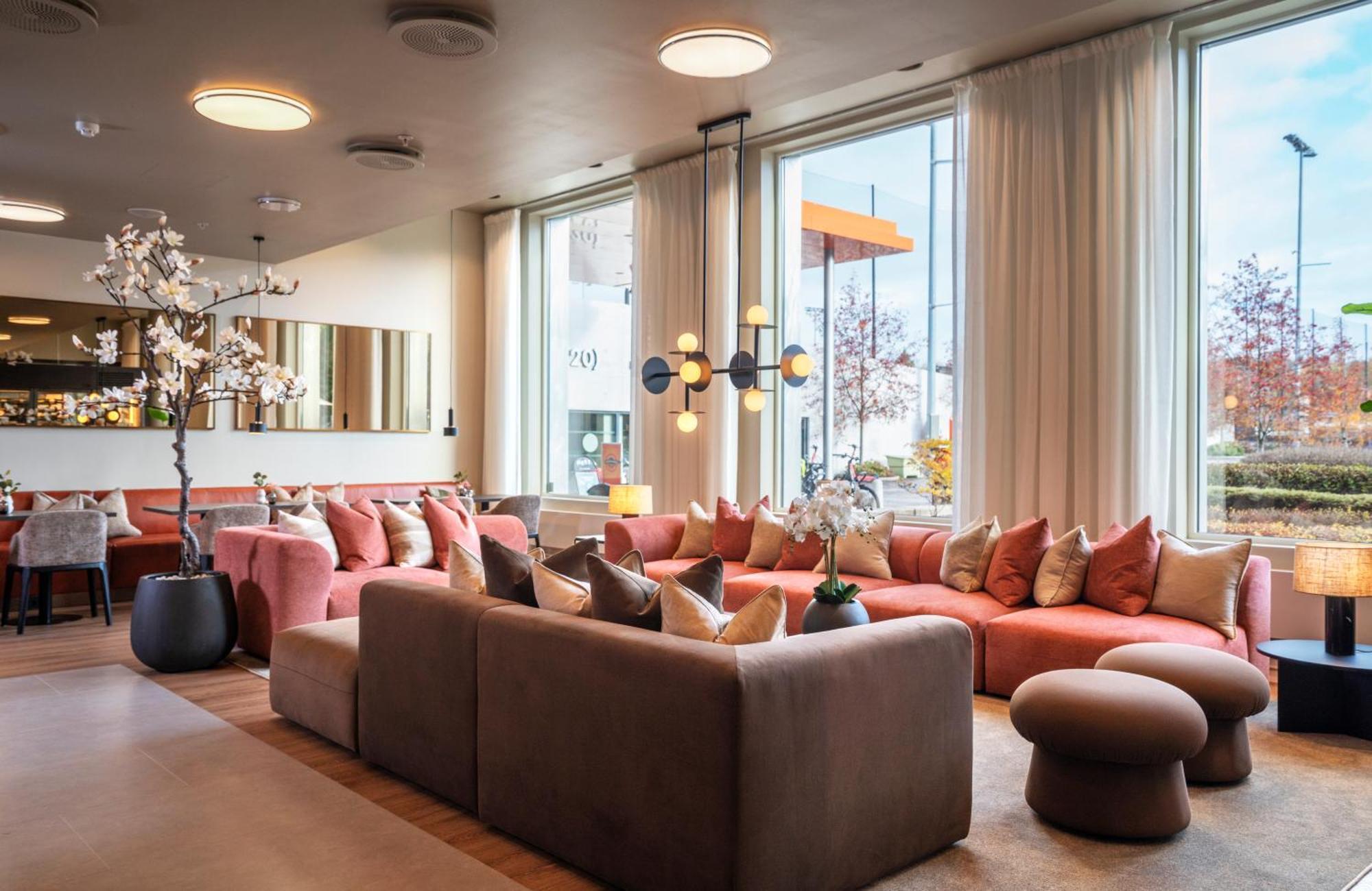 Thon Partner Hotel Ullevaal Stadion Осло Экстерьер фото