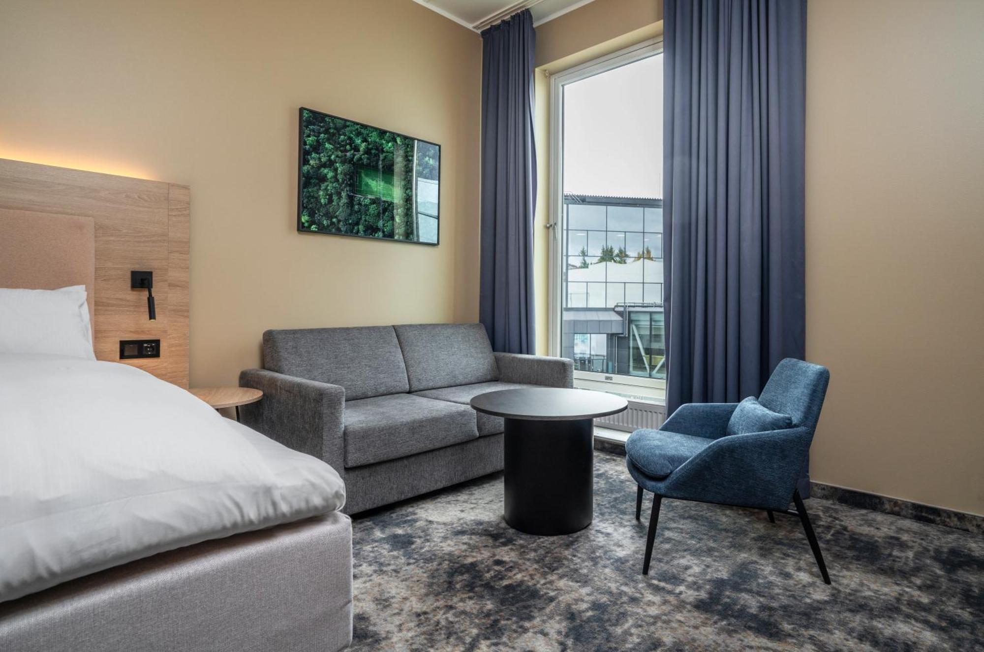 Thon Partner Hotel Ullevaal Stadion Осло Экстерьер фото